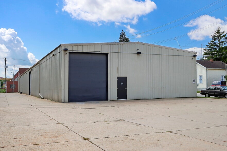 More Photos Of 1206 Washington Rd, Kenosha Auto Repair For Sale