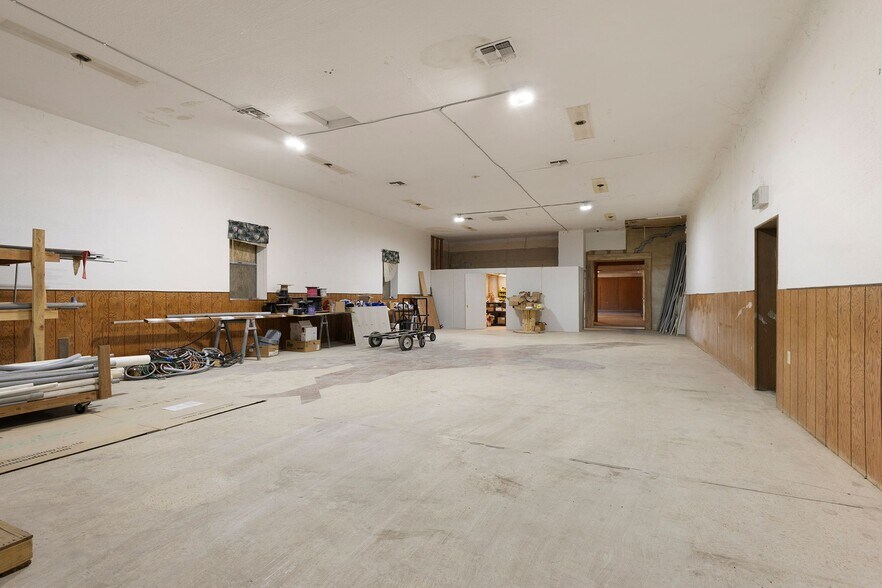 More Photos Of 128 S Colusa St, Willows Specialty For Lease