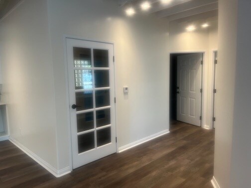 More Photos Of 4110 Cahuenga Blvd, Toluca Lake Office Residential For Lease