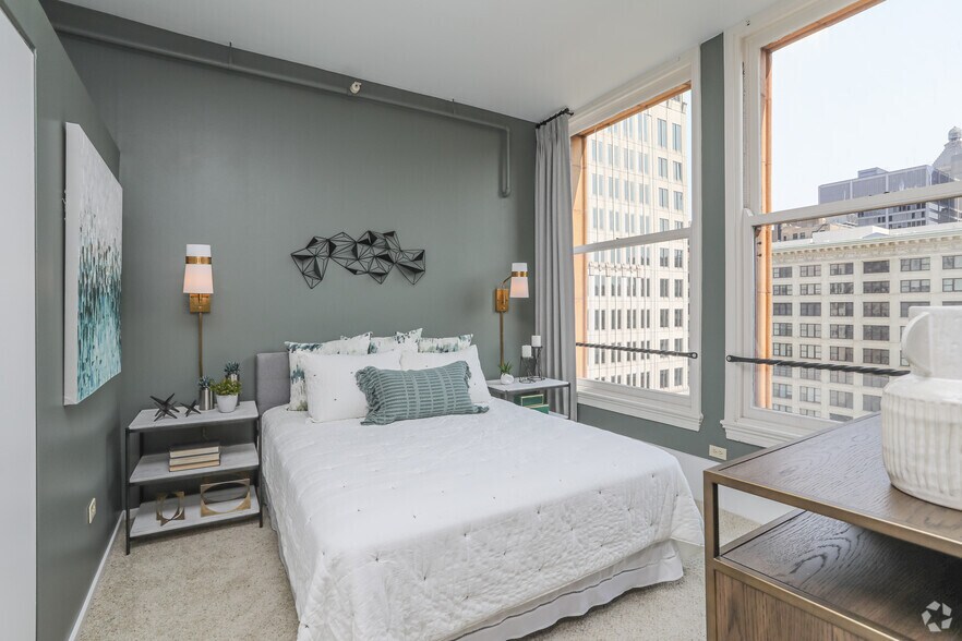 More Photos Of 343 S Dearborn St, Chicago Apartments For Lease