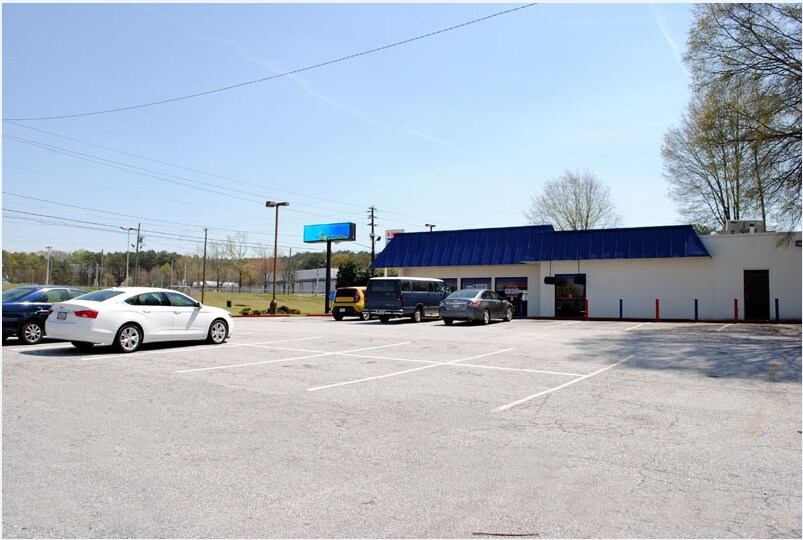 More Photos Of 3825 Jonesboro Rd, Atlanta Freestanding For Sale