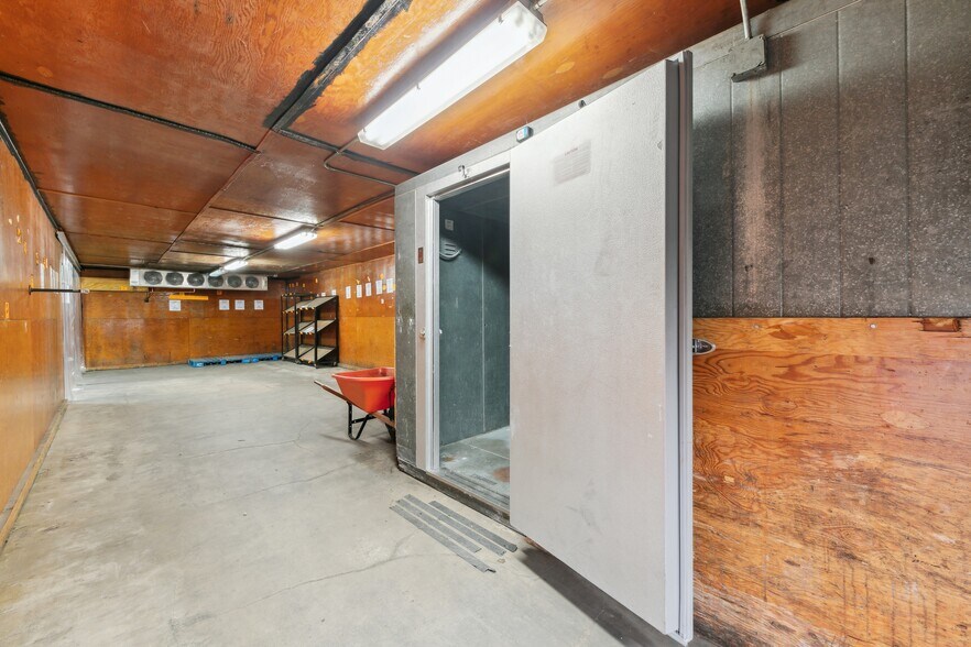 More Photos Of 3716-3717 Osgood ave, South Lake Tahoe Warehouse For Sale