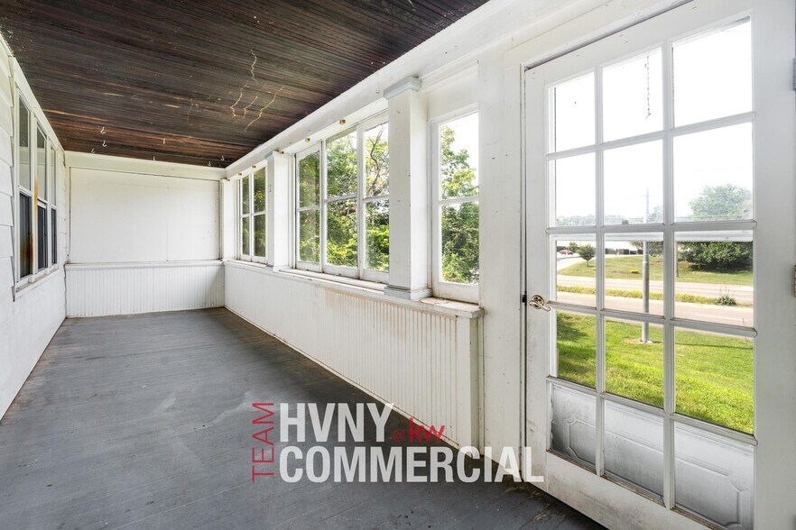 More Photos Of 1978 South Rd, Poughkeepsie Medical For Sale
