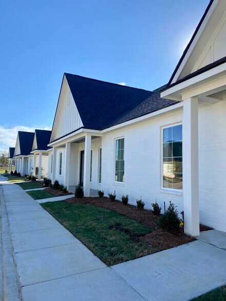 More Photos Of 1923 Southern Loop, Shreveport Loft Creative Space For Lease