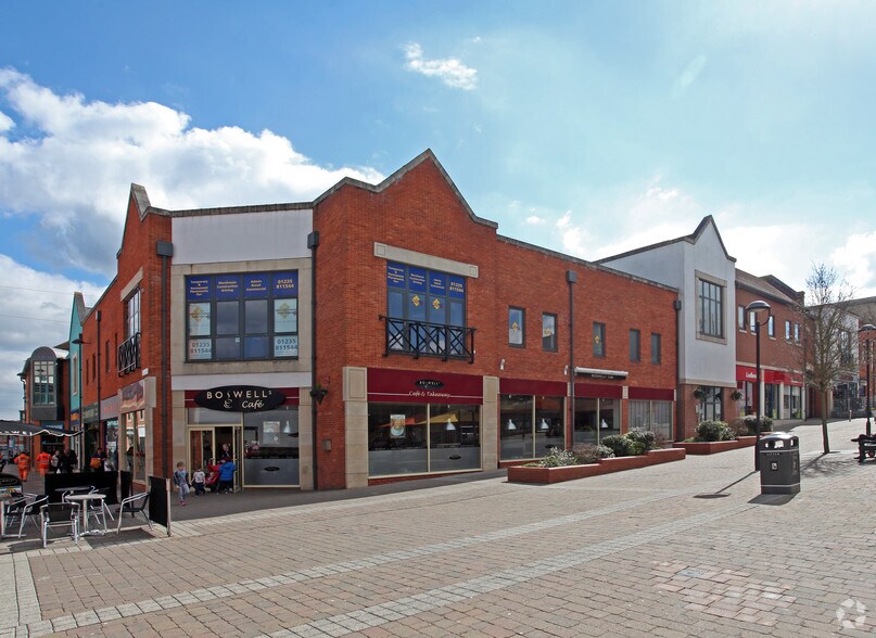 More Photos Of Station Rd, Didcot Storefront For Lease