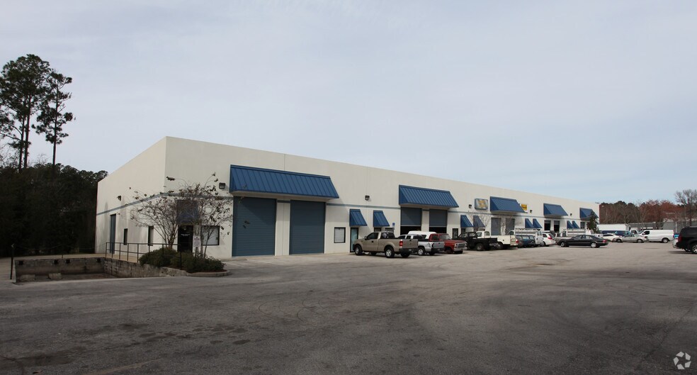 More Photos Of 5570 Florida Mining Blvd S, Jacksonville Warehouse For Lease