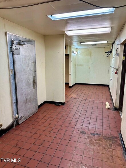 More Photos Of 920 E 5th St N, Big Stone Gap Restaurant For Sale