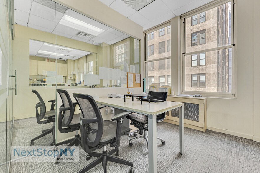 More Photos Of 70 W 36th St, New York Office For Sale