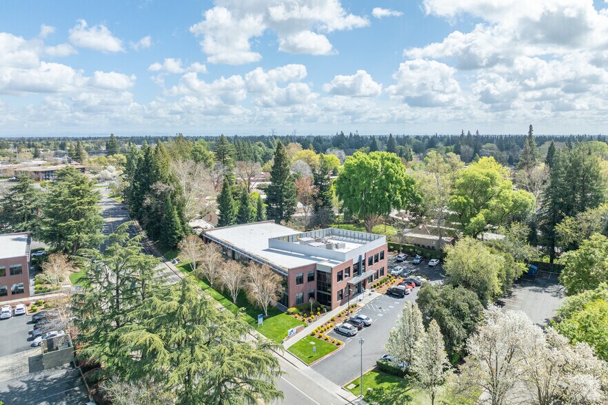 More Photos Of 333 University Ave, Sacramento Unknown For Lease