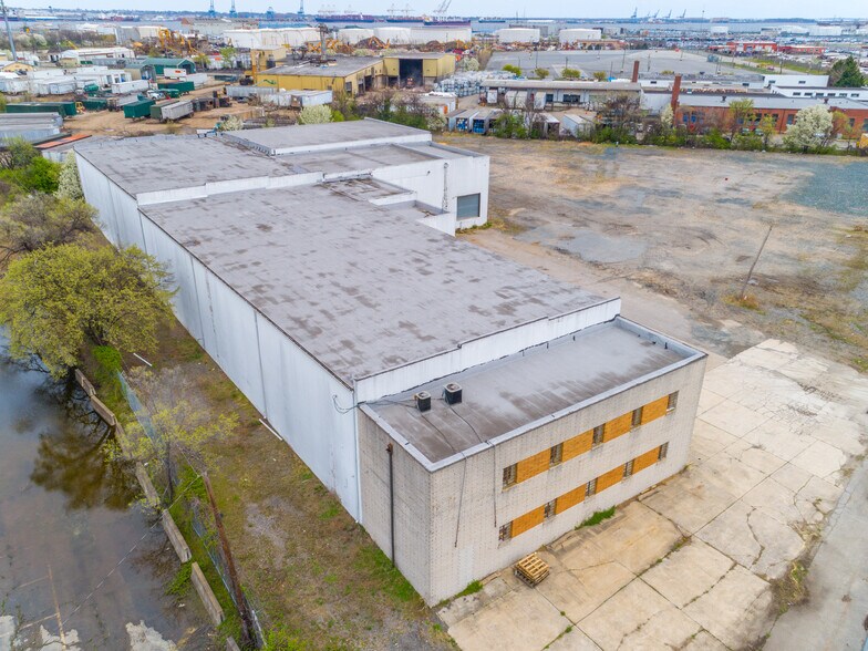 More Photos Of 1340 Chesapeake Ave, Curtis Bay Warehouse For Lease