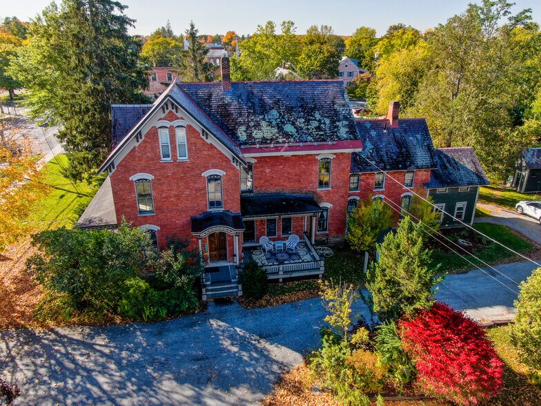 More Photos Of 5224 Shelburne Rd, Shelburne Apartments For Lease