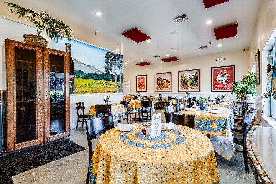 More Photos Of 1270 Broadway, Sonoma Freestanding For Sale