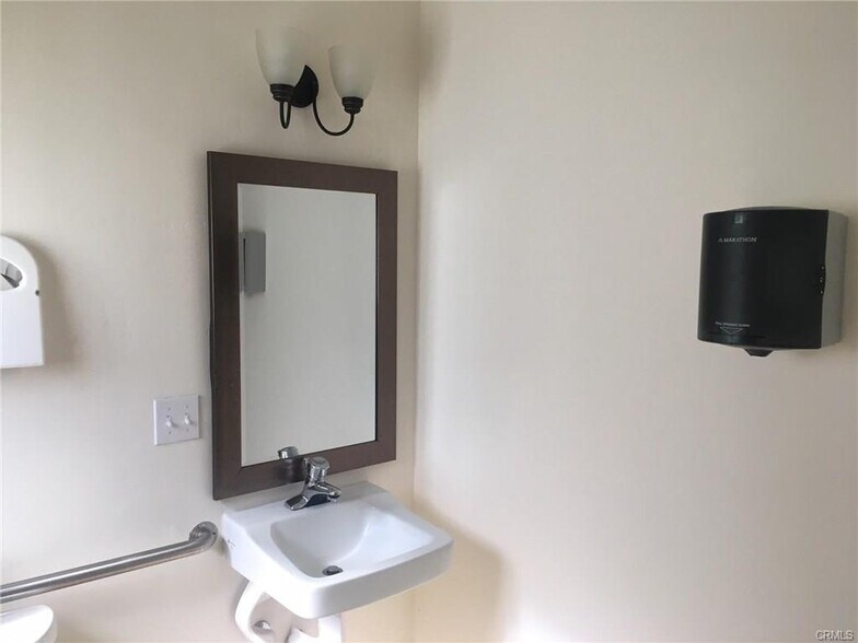 More Photos Of 7575 El Camino Real, Atascadero Office For Lease