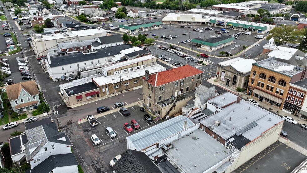 More Photos Of 242-248 W Broad St, Quakertown Office For Sale