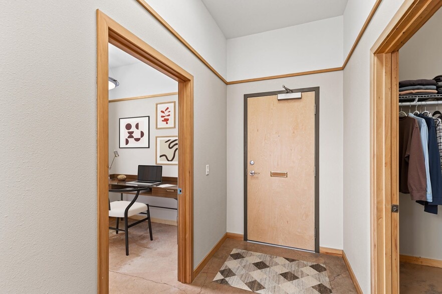 More Photos Of 2205 Ashland Street Unit 210, Ashland Storefront Retail Office For Sale
