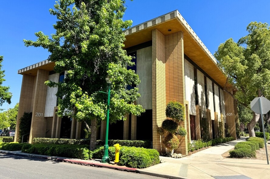 Primary Photo Of 201 W 4th St, Claremont Office For Sale