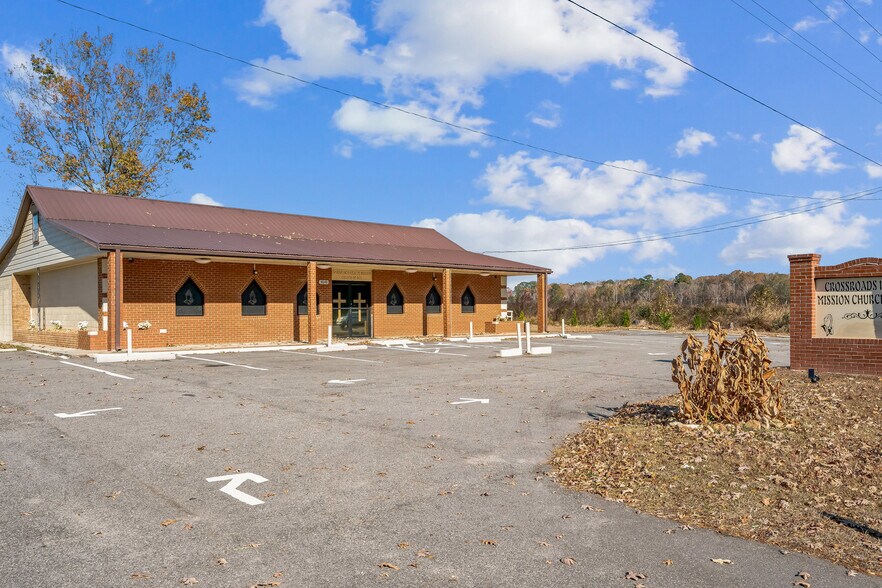 More Photos Of 1040 US-13, Windsor Religious Facility For Sale