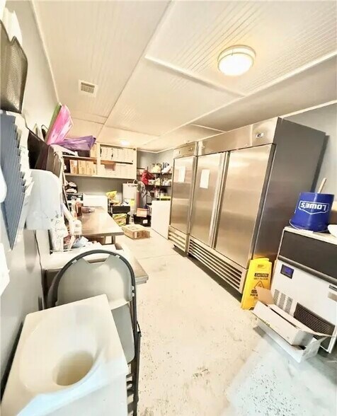 More Photos Of 6134 Elim Church Rd NE, Ludowici Service Station For Sale