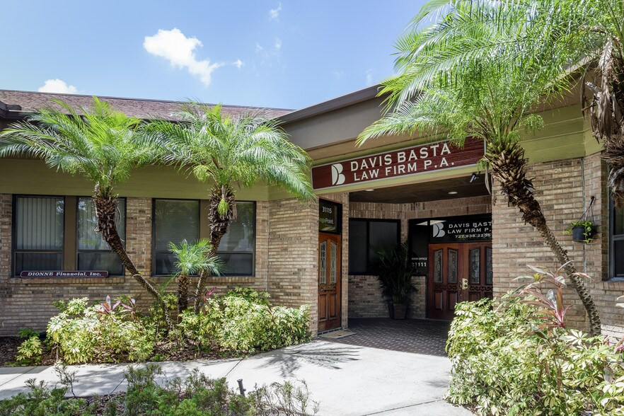 3111131125 US Highway 19 N, Palm Harbor, FL 34684 Office For Lease