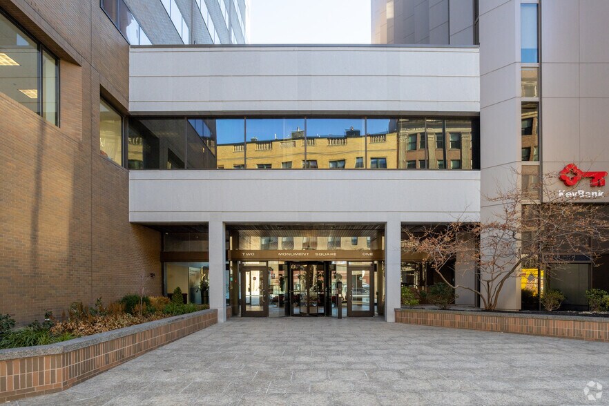 More Photos Of 2 Monument Sq, Portland Office For Lease
