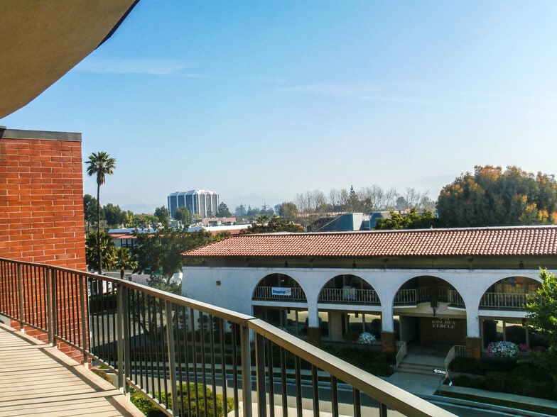 More Photos Of 540 N Golden Circle Dr, Santa Ana Office For Lease