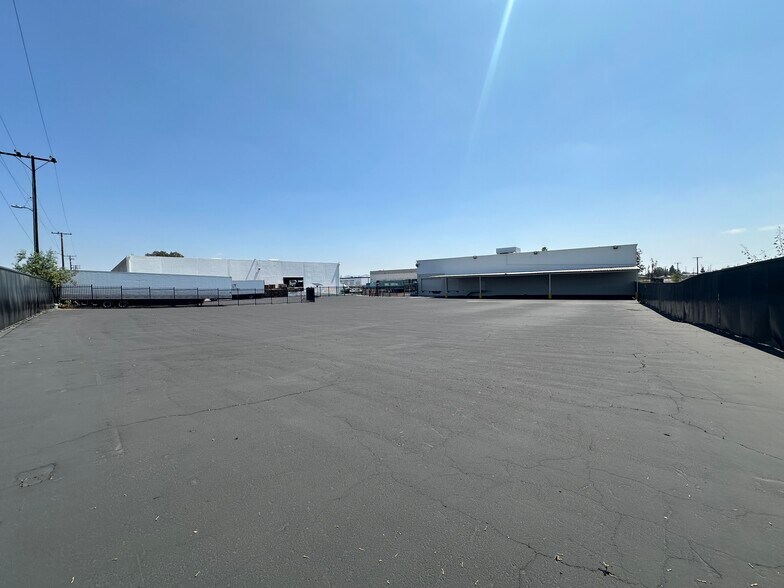More Photos Of 7925 Crossway Dr, Pico Rivera Warehouse For Lease