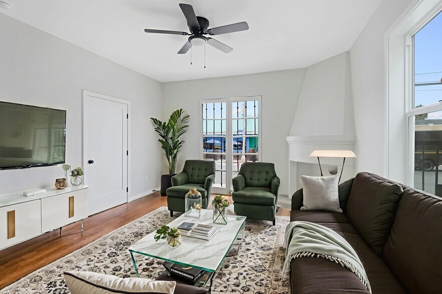 More Photos Of 1827 E 4th St, Long Beach Apartments For Sale