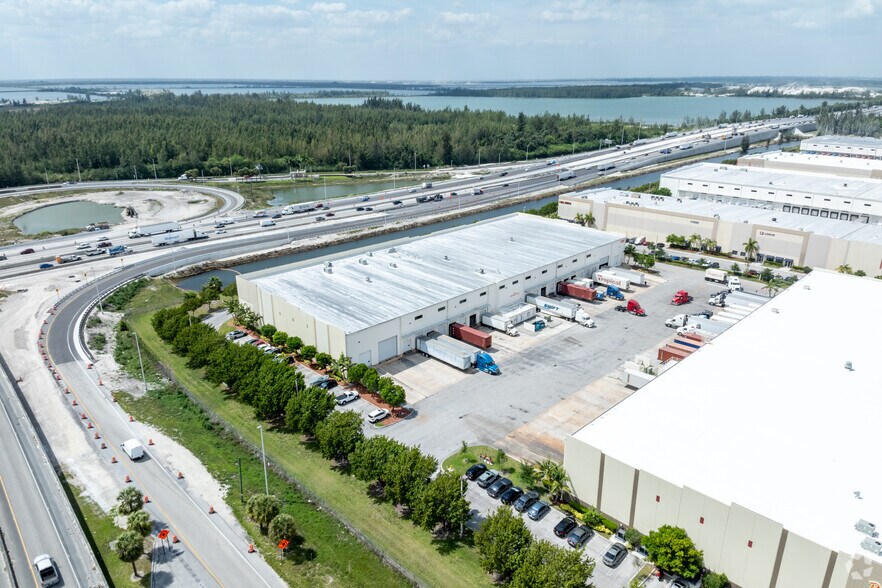 More Photos Of 11601 NW 107th St, Miami Warehouse For Lease