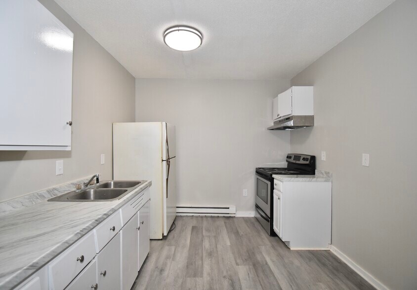 More Photos Of 166 Main St, Indian Orchard Storefront Retail Residential For Sale