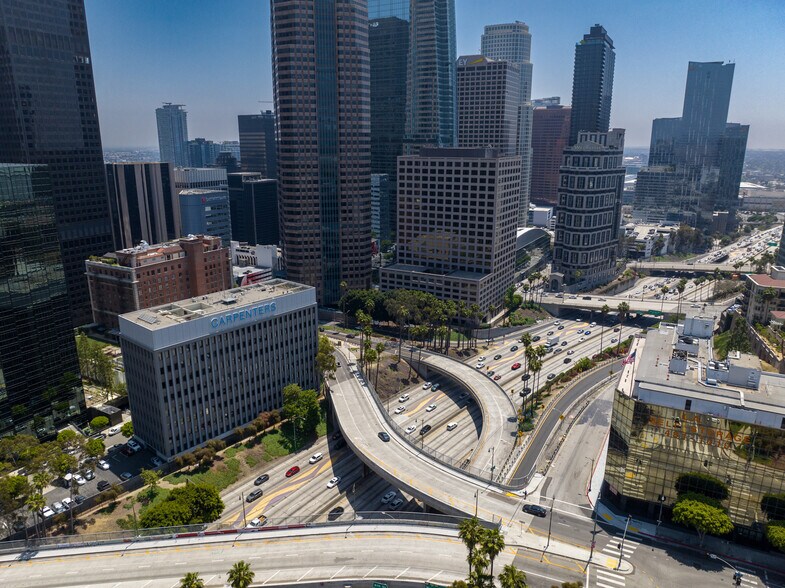 More Photos Of 915 Wilshire Blvd, Los Angeles Office For Lease