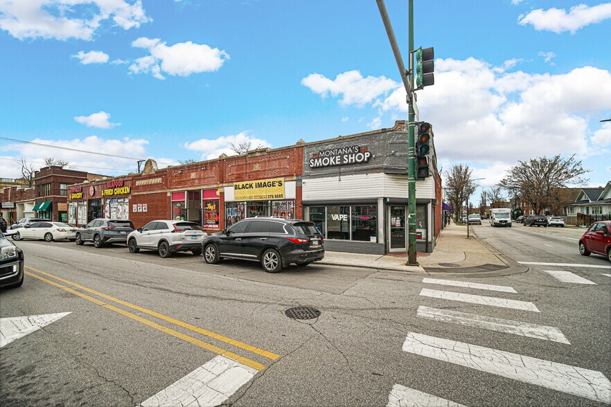 More Photos Of 5600-5612 W Division St, Chicago Storefront For Sale
