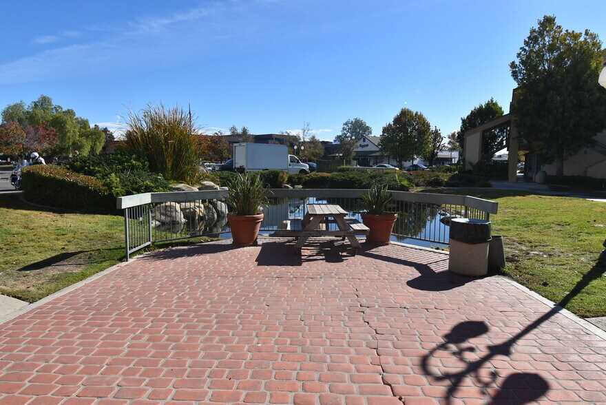 More Photos Of 27715 Jefferson Ave, Temecula Unknown For Lease