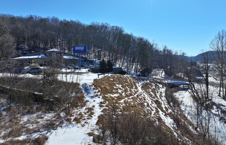 More Photos Of 3914 Franklin Rd, Roanoke Land For Sale