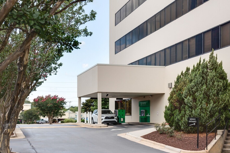 More Photos Of 5000 Falls of Neuse Rd, Raleigh Office For Lease