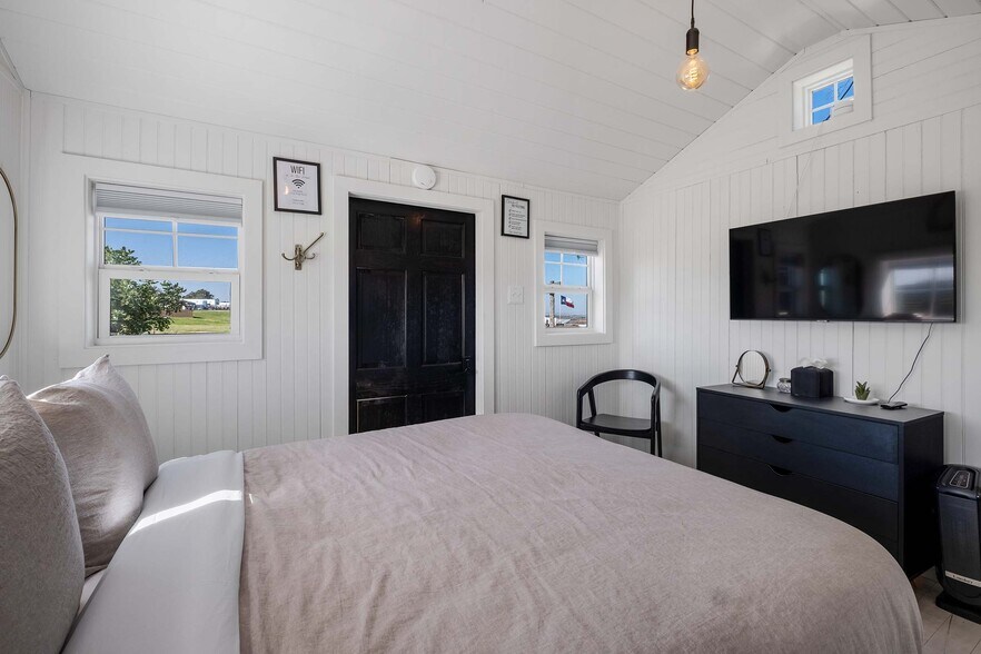 More Photos Of Elroy Rd, Del Valle Land For Sale