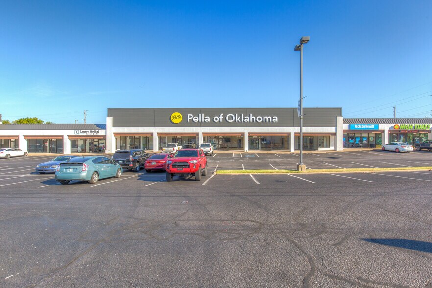 More Photos Of 7030 S Lewis Ave, Tulsa Unknown For Lease