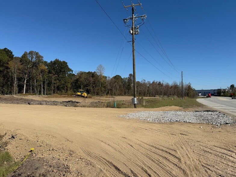 More Photos Of 2755 Old Augusta Rd S, Rincon Warehouse For Lease