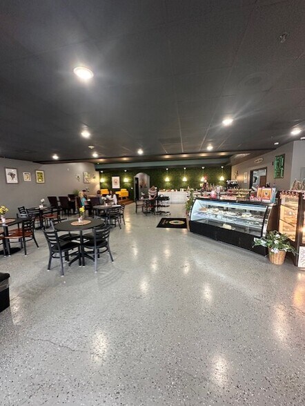 More Photos Of 585-695 N Atlantic Ave, Cocoa Beach Unknown For Lease