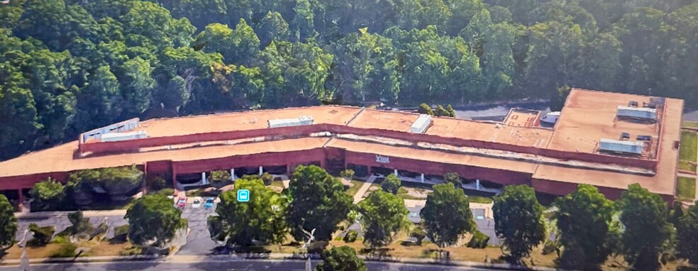 More Photos Of 365 Herndon Pky, Herndon Medical For Lease