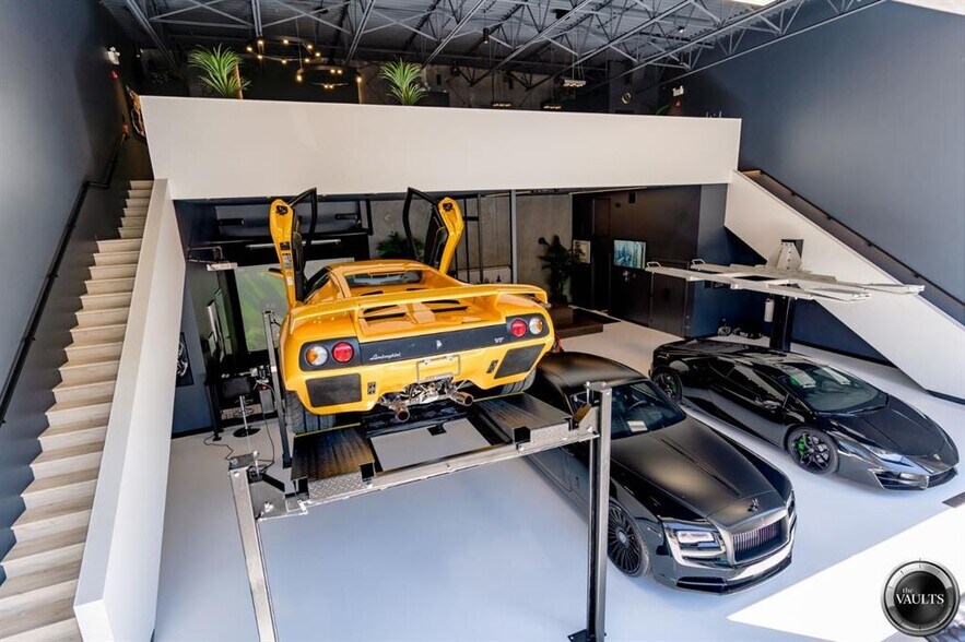 More Photos Of 1750 120 Av NE, Calgary Warehouse For Sale