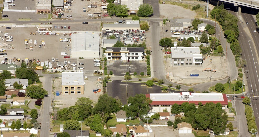 More Photos Of 5343 S Woodrow St, Murray Medical For Lease