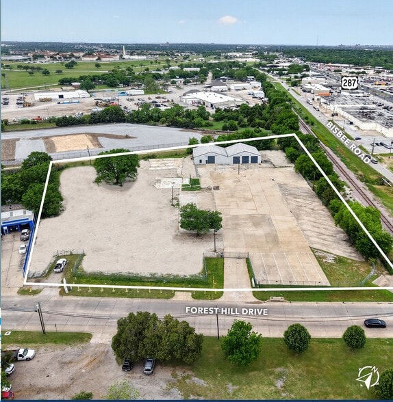 Primary Photo Of 5504 Forest Hill Dr, Fort Worth Warehouse For Sale