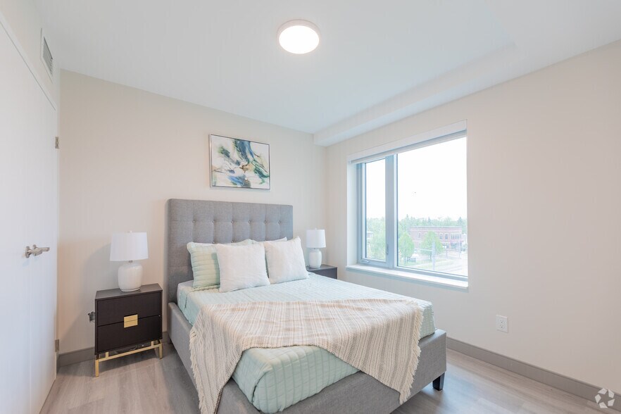 More Photos Of 1015 Innisfil Beach Road, Innisfil Apartments For Lease