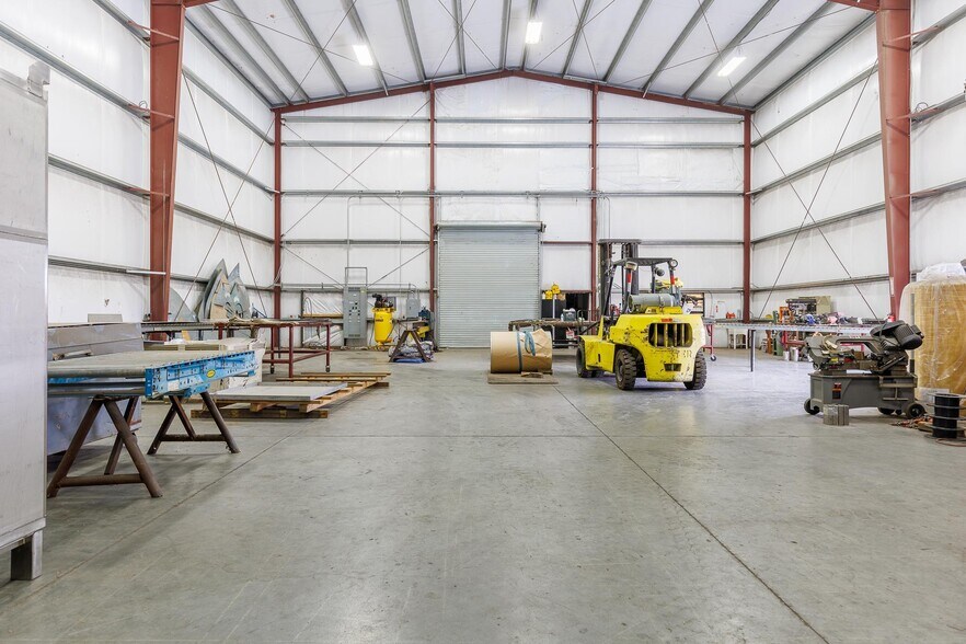 More Photos Of 1585 Dale Ave, Benton City Industrial For Lease
