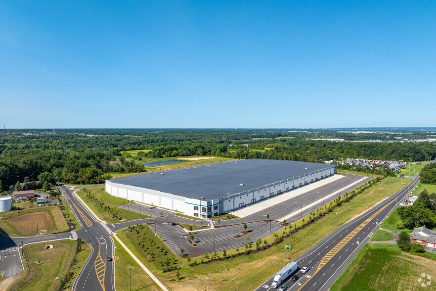 More Photos Of 280 Locke Ave, Woolwich Township Unknown For Lease