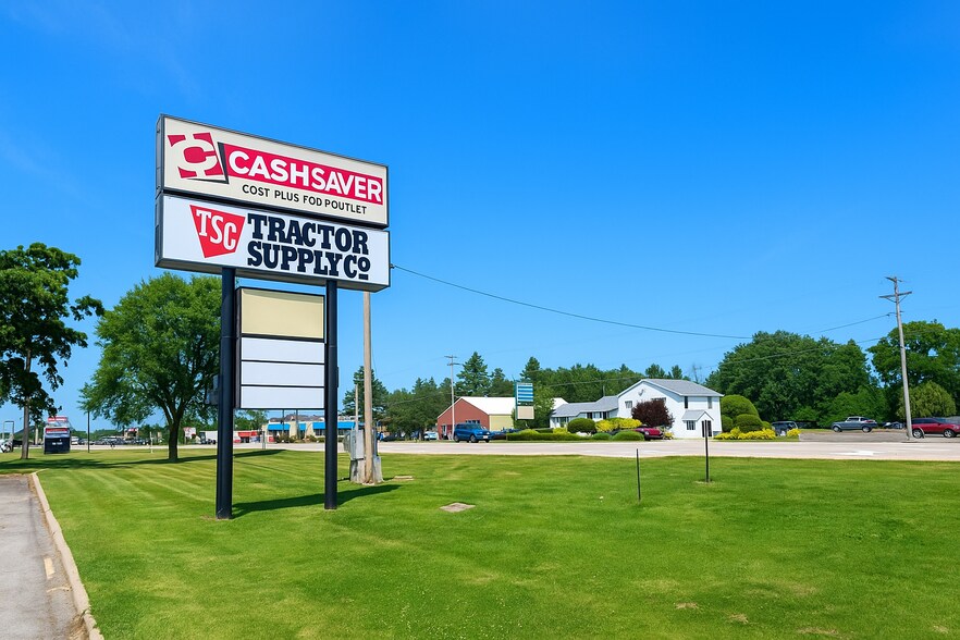 More Photos Of 1201-1299 S Division St, Harvard Unknown For Lease