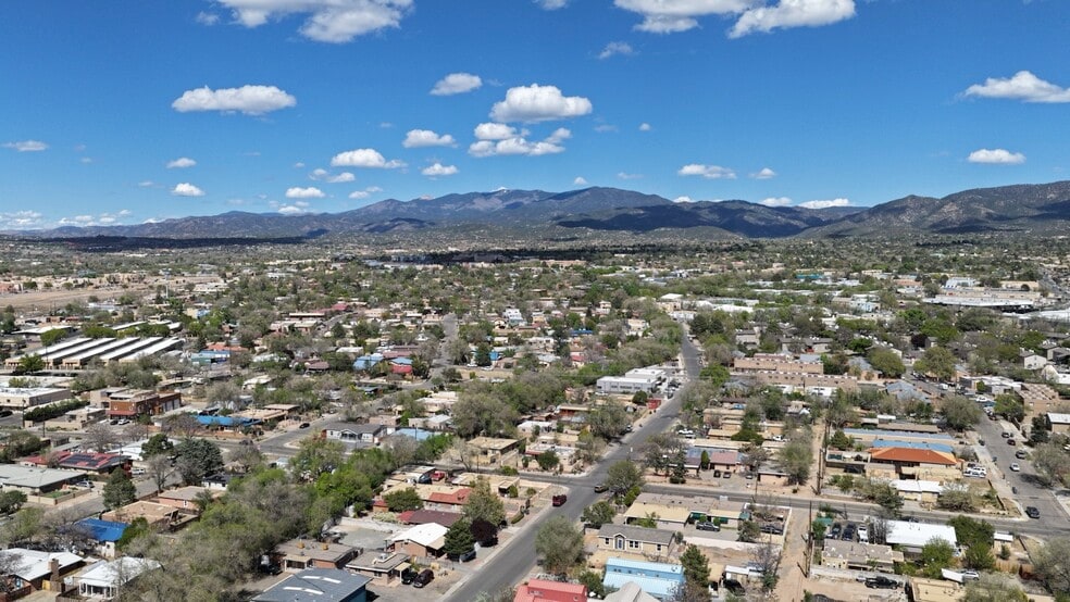 More Photos Of 1607 5th St, Santa Fe Apartments For Sale