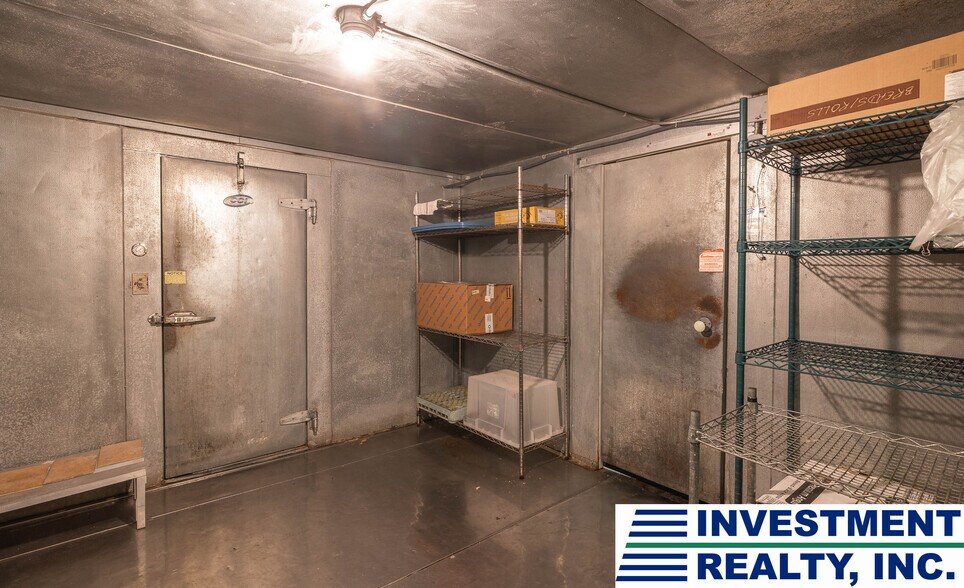 More Photos Of 1049 Kingshighway St, Rolla Restaurant For Sale