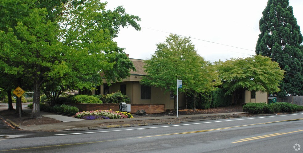 More Photos Of 1403 F St, Springfield Medical For Lease