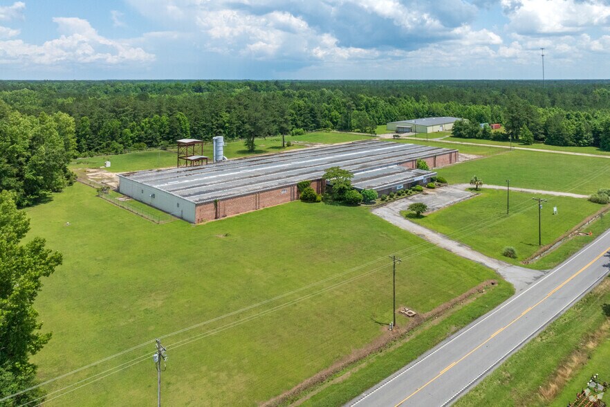 More Photos Of 1070 E Main St, Lake City Industrial For Lease